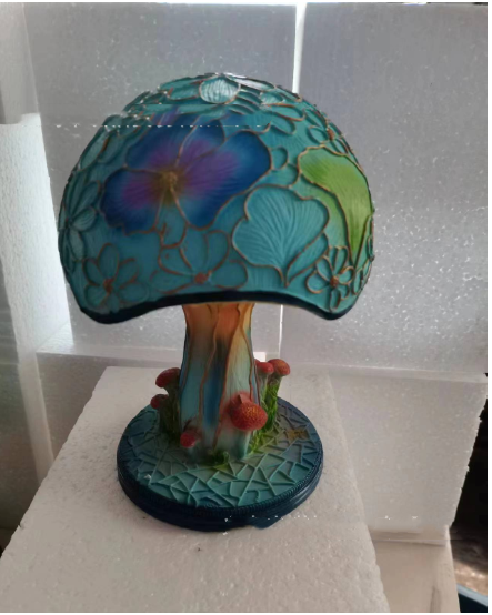 colored-glass-plant-series-table-lamp